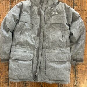 The North Face light grey zip up puffer jacket / coat